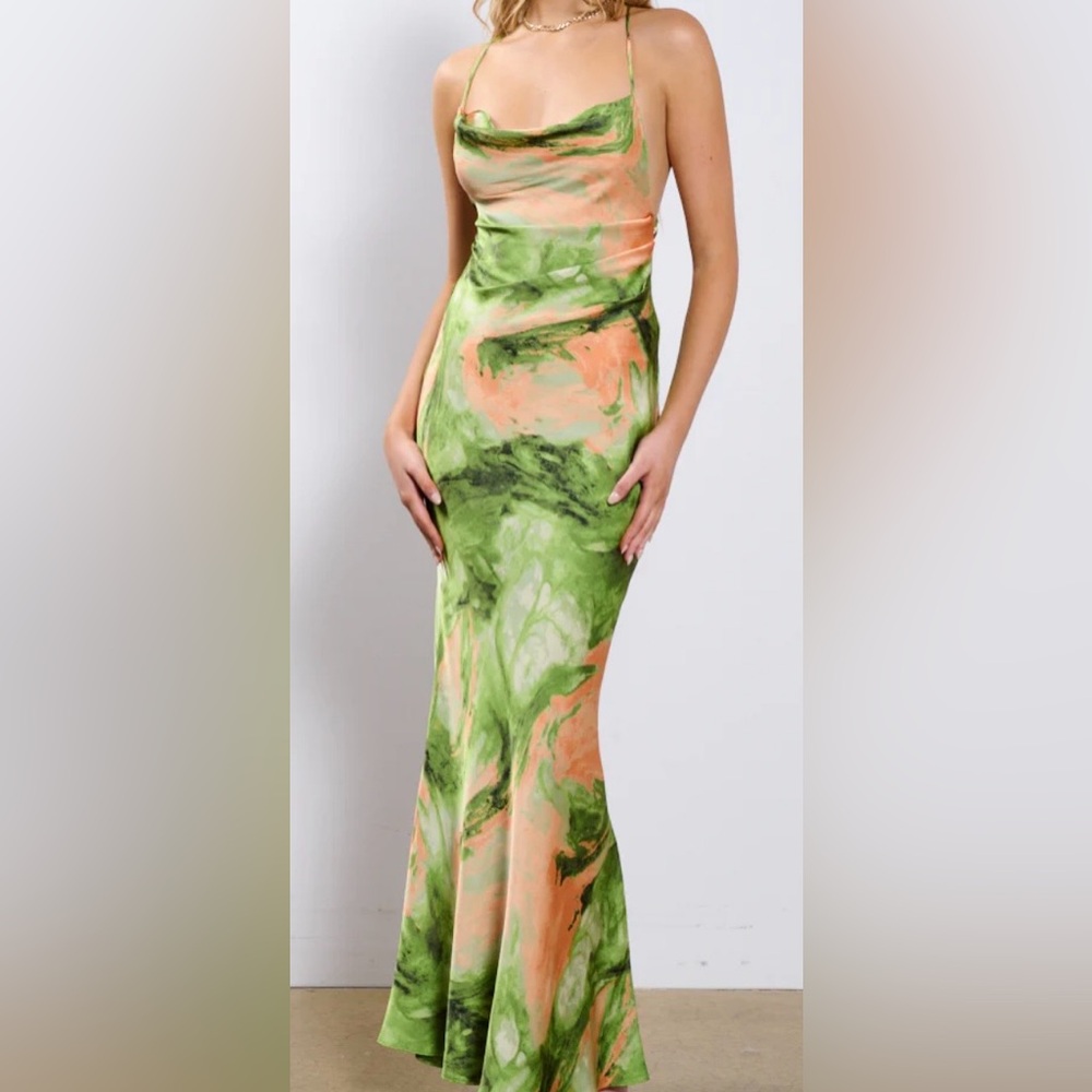 NWT AKIRA Elegant Green printed Women's maxi sun Dress size M